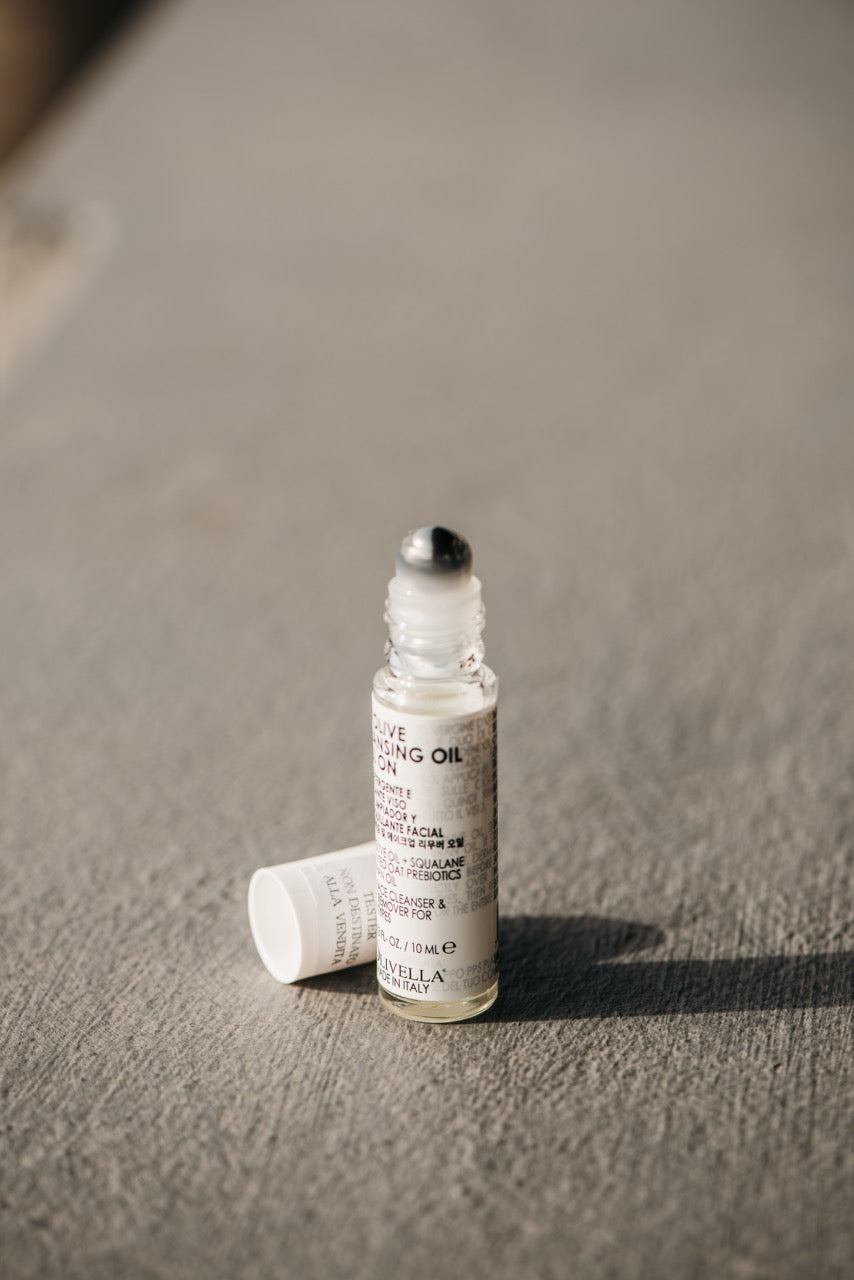 Cleansing Oil Roll-on
